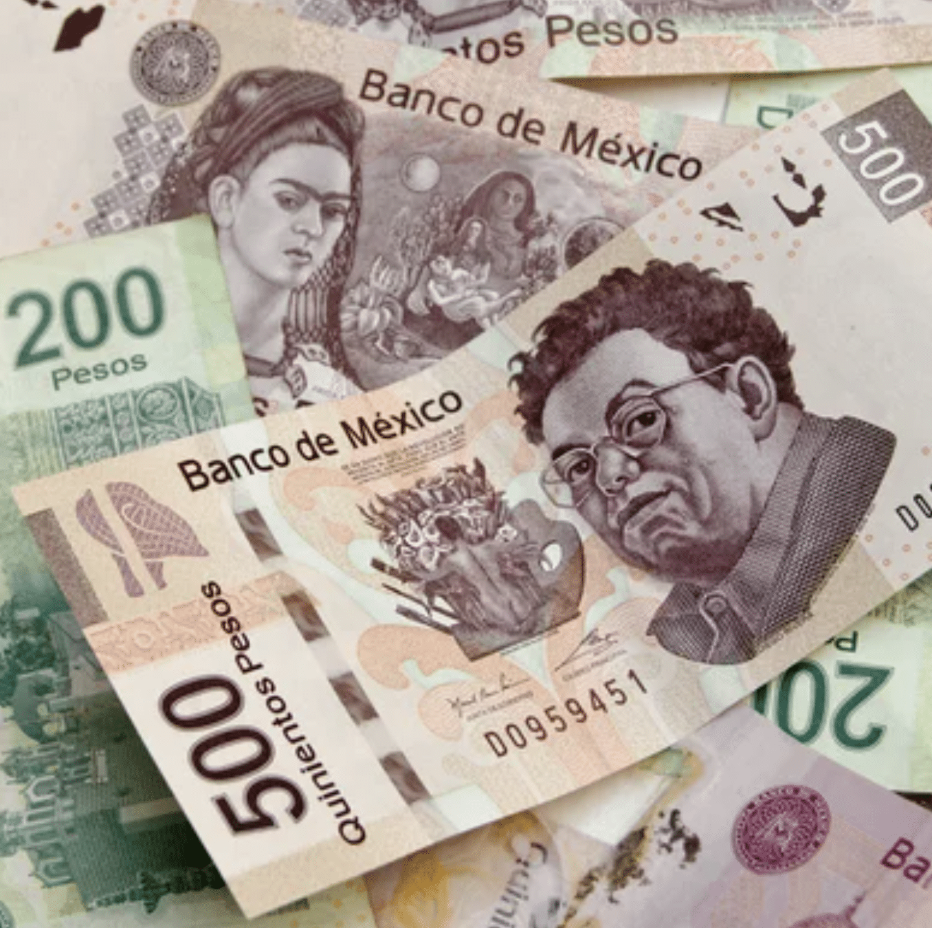 La historia del peso mexicano y su relación con el dólar